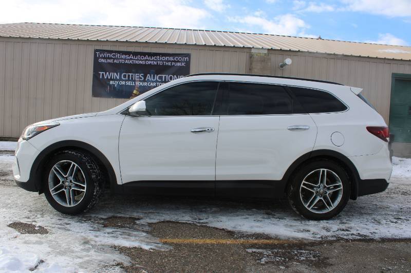 lot 1D image: 2017 Hyundai Santa Fe Ultimate - AWD