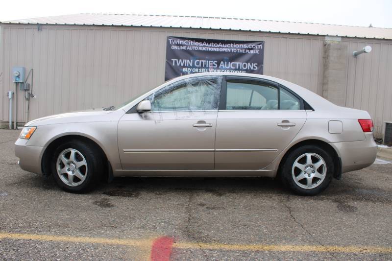 lot 8G image: 2006 Hyundai Sonata GLS - 2 OWNERS