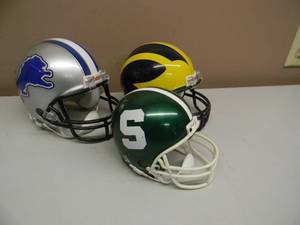 3 Riddell mini football helmets - Detroit Lions, Michigan Wolverines & Michigan State Spartans - NICE - GREAT COLLECTION - SEE PICTURES