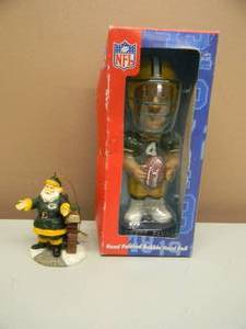 Brett Favre Bobble Dobbles Bobblehead - IN BOX - WITH GREEN BAY PACKERS SANTA ORNAMENT - IN BOX - SEE PICTURES