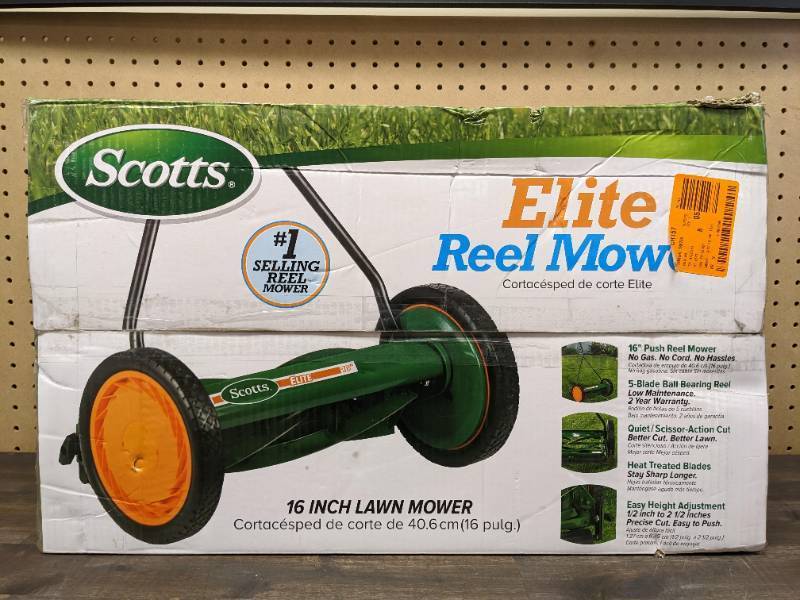 lot 79 image: Scotts 16 in. Manual Walk Behind Push Reel Lawn Mower