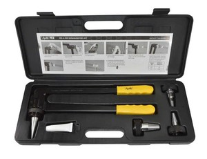 lot 16 image: New Apollo PEX-A Expansion Tool Kit with 12 in., 34 in. and 1 in. Expander Heads
