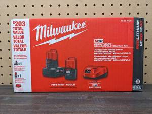 lot 45 image: Milwaukee M12 12-Volt Lithium-Ion 4.0 Ah and 2.0 Ah Battery Packs and Charger Starter Kit