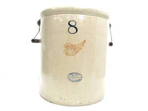 lot 137 image: Antique RED WING 8 Gallon Stoneware Crock