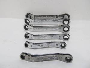lot 174 image: Lot of 5 SNAP-ON Blue Point Offset Ratchet Wrenches