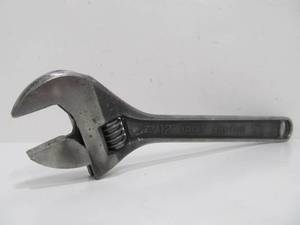 lot 176 image: Very Nice Vintage SNAP-ON Blue Point 12 Adjustable Crescent Wrench
