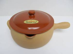 lot 138 image: NOS Vintage RED WING Provincial Ware Lidded Pot