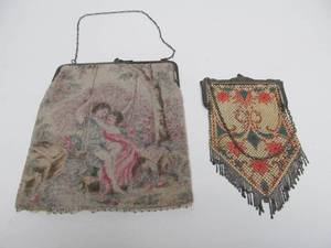 lot 196 image: 2 Very Nice Vintage 1920s era BeadedMesh Purses
