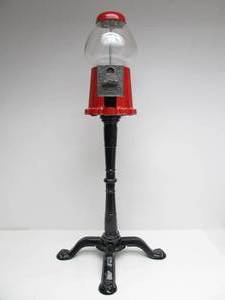 lot 142 image: Nice Vintage Floor Standing Gumball Machine 