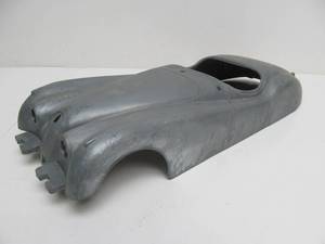 lot 145 image: Large Vintage Cast Metal MODEL TOYS Car Body