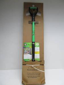 lot 156 image: Brand New Spear-Head Spade Shovel