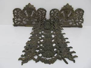 lot 220 image: Ornate Antique Victorian Hardware