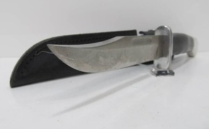 lot 239 image: Like-New BUCK Model 119U Fixed Blade Knife