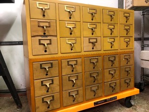 lot 6 image: Pair of Vintage Multi-Drawer Stacking Library Catalog Cabinets