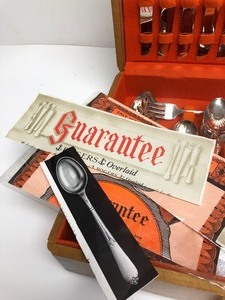 lot 336 image: Vintage Art Deco 1930s Flatware Set wCase