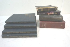 bibles