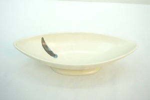red wing  dish