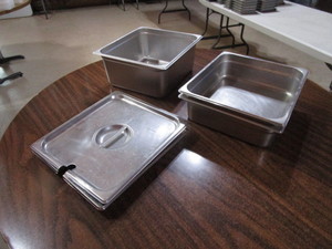 (3) 23 SS Pans (2) 4 (1) 6 (3) Lids