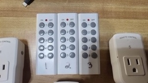 (12) Remote Controlled Outlets (3) Controllers