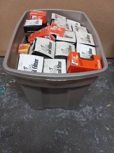 lot 18 image: Large Assortment of Oil Filters