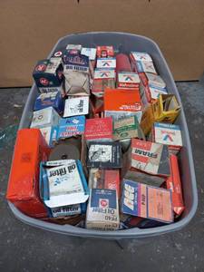 lot 21 image: Large Bin of Oil and Air Filters