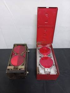 lot 27 image: Assortment of Reflectors