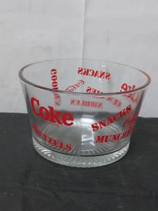 lot 7 image: Coca-Cola Snack Bowl