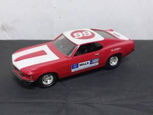 lot 45 image: Ertl Collectibles 7th Edition Mills Dealership Ford Mustang Bank