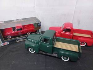 lot 90 image: 3 Model Ford Trucks