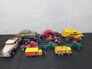 lot 95 image: Large Collection of Model Cars and Trucks