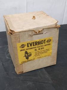 lot 124 image: 5 Everhot Small Automotive Electric Motors