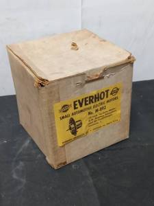 lot 125 image: 5 Everhot Small Automotive Electric Motors