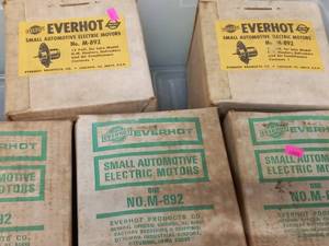 lot 127 image: 6 Everhot Small Automotive Electric Motors