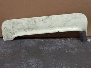 lot 147 image: Fender