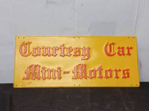 lot 148 image: Courtesy Car Mini-Motors Sign