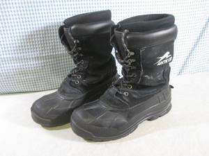 lot 175 image: (BS) Pair Arctic Cat Winter Boots S...
