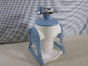 lot 183 image: (FS) Pampered Chef Ice Shaver...