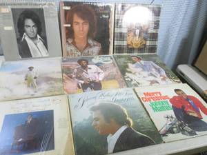 lot 256 image: (BSB) Vintage Johnny Mathis and Nei...