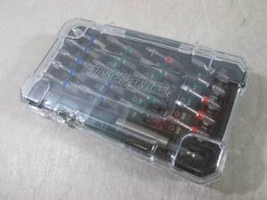 lot 18 image: (EC1) MasterForce Driver Bit Set in...