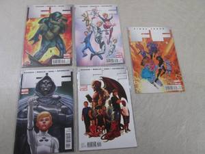 lot 41 image: (C-4) 9 Issues 2011 Marvel FF Fanta...