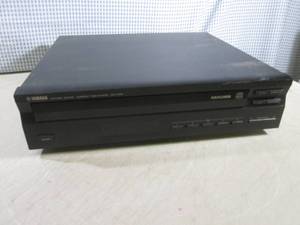 lot 52 image: (D-3) Yamaha CDC-505 5-Disc Compact...