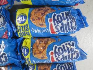 lot 77 image: (B-1) 12 Packs Chips Ahoy Cookies P...