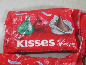 lot 105 image: (B-1) 4 Bags Hersheys Milk Chocolat...