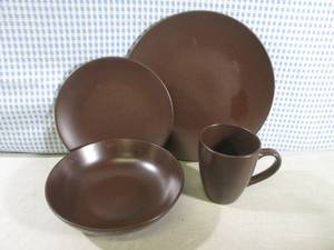 lot 154 image: (F-0) Lot of 4 16pc Dinnerware Sets...