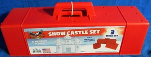 lot 81 image: Brand New Plastic Snow Moulding 3 Piece Set