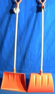 lot 175 image: 3 Learn and Play Snow Shovel
