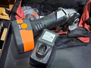 lot 323 image: Neiko 4-12 24V Angle Grinder with Battery, Charger, Case