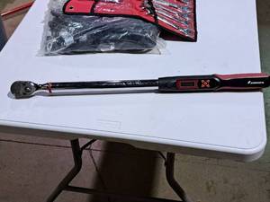 lot 363 image: Eclatorq DT4-340BN Digital Torque Wrench
