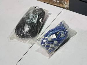 lot 365 image: Lot of (20) 4836 Bungee Cords