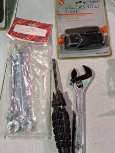 lot 392 image: Lot of (4) Hand Tools - SE Tools Multi-Function Knife with Case (in package), Screwdriver, Adjustable Wrench, SAE Flarenut Wrench Set 3-piece HFN03 (in package)